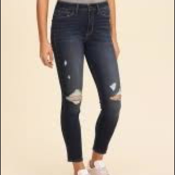 2/$25 blue ripped jeans - Picture 5 of 6